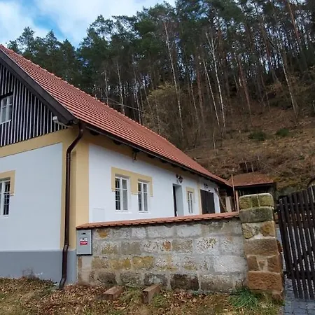 Hlučov Lesní Сasa de vacaciones