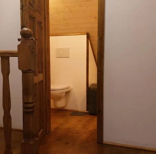 Hlucov Lesni * Kokořín