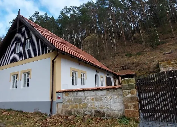 Hlucov Lesni Nyaraló