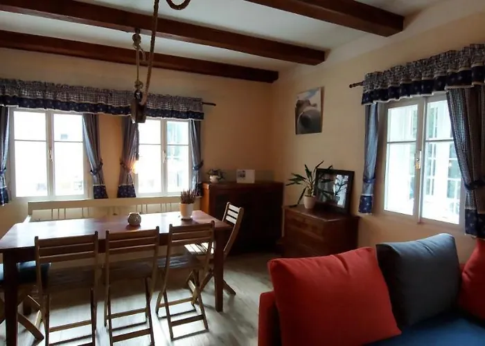 Hlucov Lesni Nyaraló *