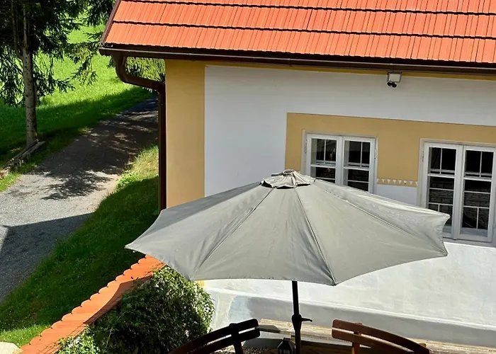 Nyaraló Hlucov Lesni *